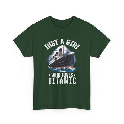 Titanic Girl Loves Titanic - Girl Titanic Design for Women Gift Unisex T-Shirt